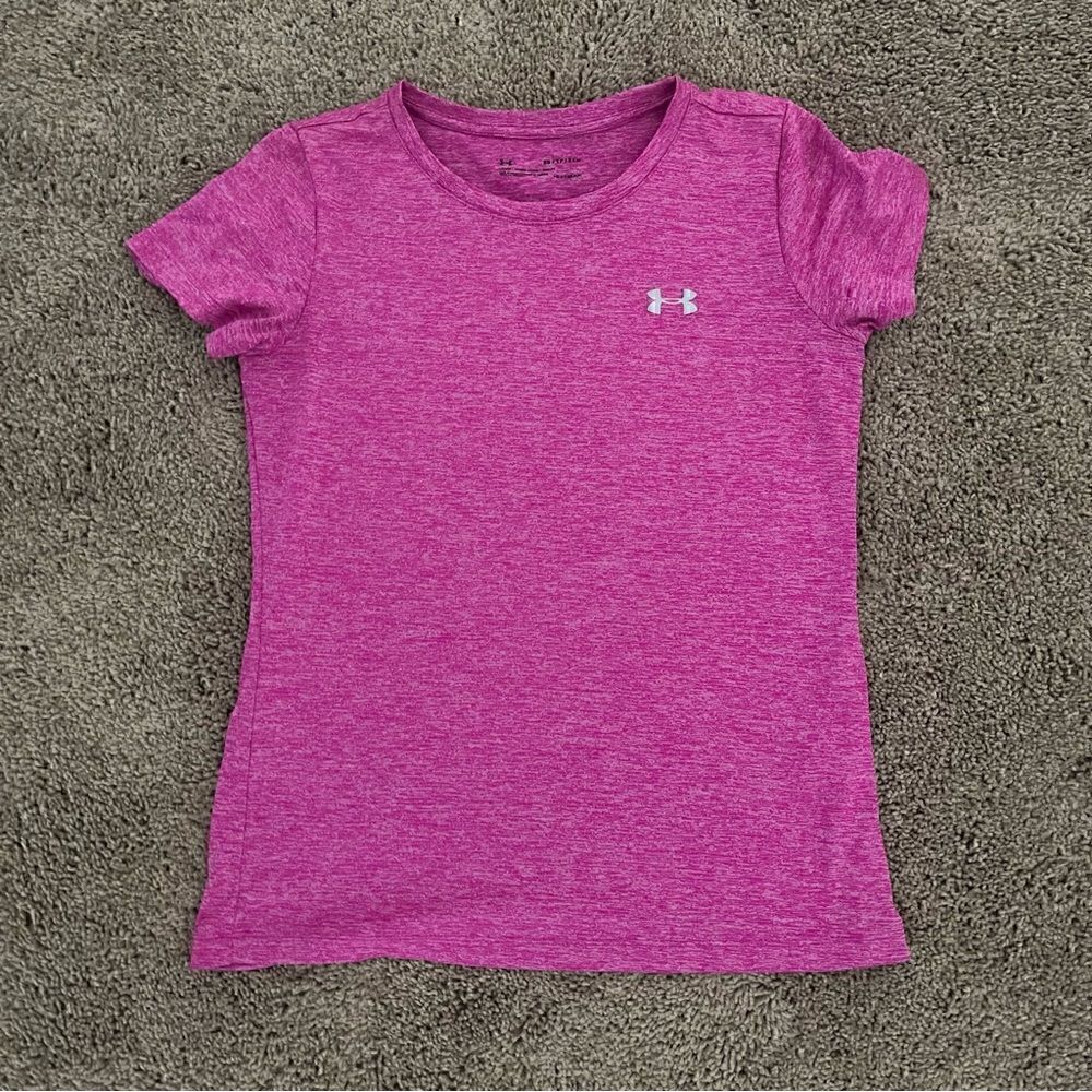 Under Armor Heat Gear Short Sleeve Top